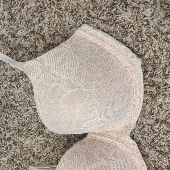 Maidenform nude floral jacquard underwire push up t shirt bra - Picture 2 of 5